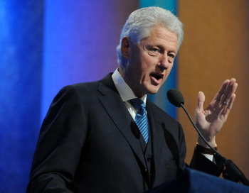 Билл Клинтон участвует в съемках «Мальчишника в Вегасе 2»