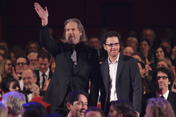 Джэфф Бриджес и Этан Коэн на открытии Кинофестиваля Berlinale 2011. Фото: Sean Gallup/Getty Images