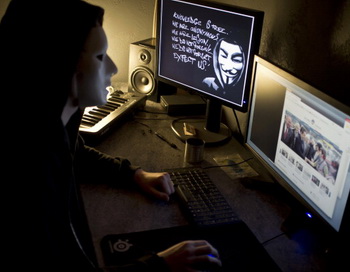 Хакеры из Anonymous атаковали сайт МВД Великобритании