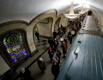 Московское метро. Фото: NATALIA KOLESNIKOVA/AFP/Getty Images