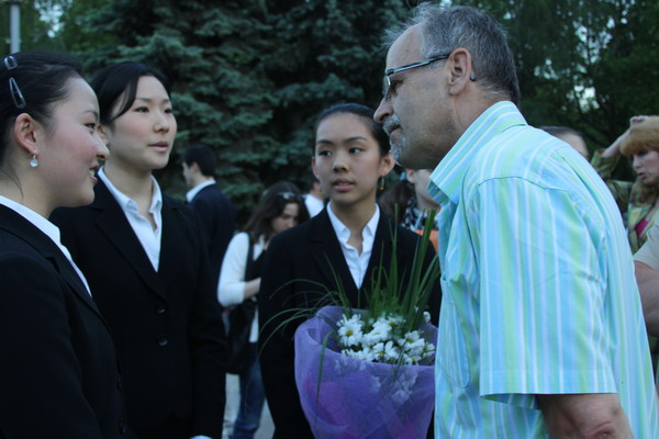 Радость зрителей от предвкушения встречи с Shen Yun обернулась горечью разочарования