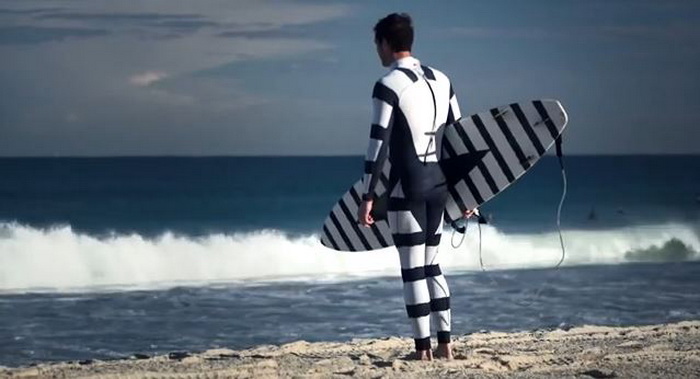 Новые гидрокостюмы защитят от нападения акул