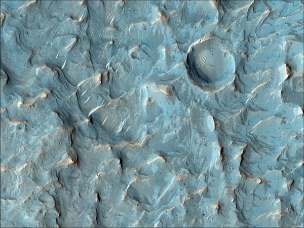 Марс. Кратер. Фото: NASA/JPL/University of Arizona