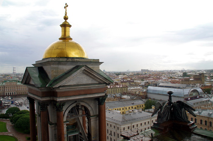 Панорама города с Исаакиевского собора. Фото: Анна Скороходова