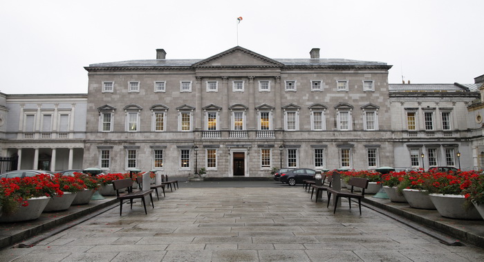 Ленстер-хаус, резиденция ирландского парламента в Дублине. Фото: PETER MUHLY/AFP/Getty Images