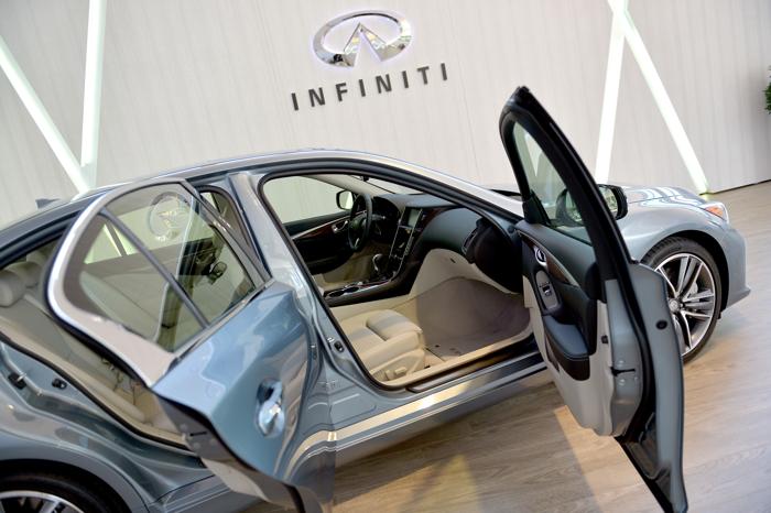 Автопроизводитель Infiniti открыл выставку «Моменты вдохновения»