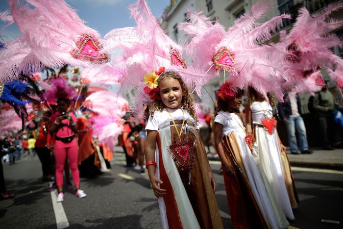 Крупнейший уличный фестиваль начался в Лондоне