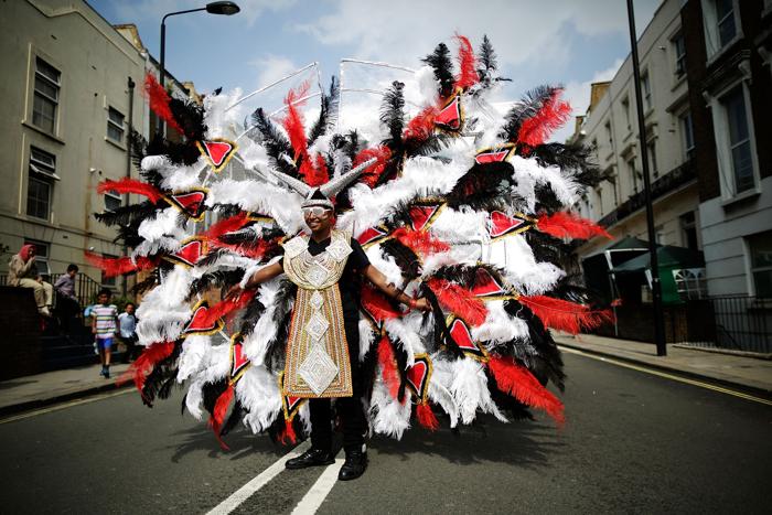 Крупнейший уличный фестиваль начался в Лондоне