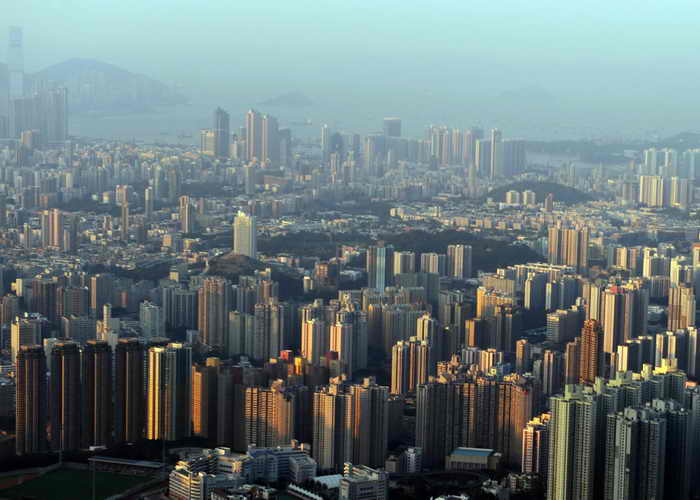 В Гонконге построено самое большое количество небоскрёбов. Фото: ANTONY DICKSON/AFP/Getty Images