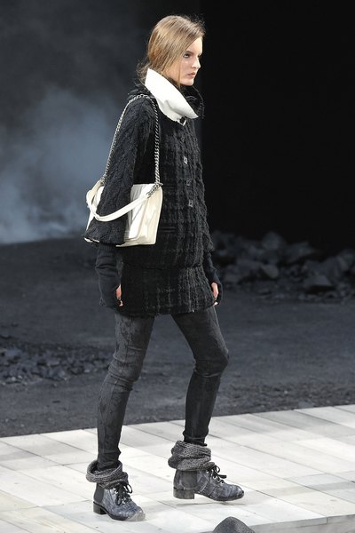 Осень-зима 2012: коллекция Chanel на Парижской неделе моды