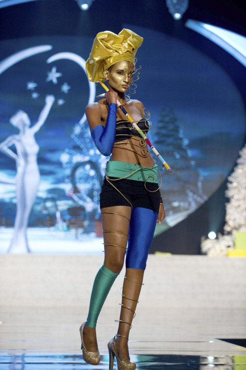 Участницы конкурса «Мисс Вселенная - 2012» в национальных костюмах.  Часть 2