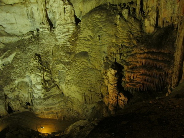 По пещерам Чатыр-Дага. Фото