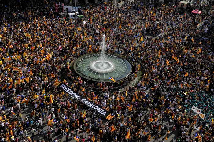 Жители Каталонии потребовали независимости от Испании. Фото: JOSEP LAGO/AFP/GettyImages