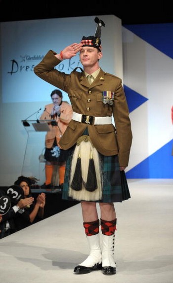 Показ Dressed To Kilt в шотландском стиле