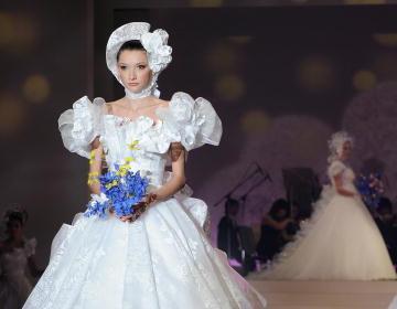 Свадебные платья от известного японского  дизайнера  YUMI KATSURA. Фоторепортаж