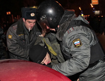 Задержанных в ходе акций в Москве на Чистых прудах и Триумфальной площади в ОВД больше нет