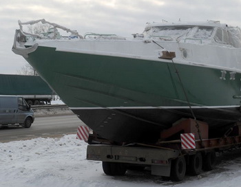 Перевозчик катера, который уже 2 месяца пылится в Подмосковье, снял претензии к дорожникам