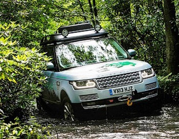 Внедорожник Land Rover оснастили дизель-электрическим приводом