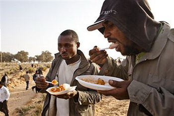 Миллионы людей страдают от голода в Нигере, среди них 390 тысяч маленьких детей
