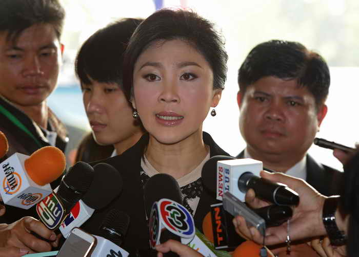 Премьер Таиланда отказалась от поездок в Японию и Россию из-за манифестаций в Бангкоке