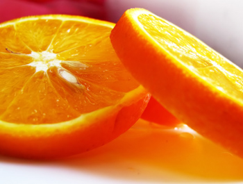 Апельсины среди фруктов и цитрусовых занимают первое место по сытости. Фото: wallpapers.free-review.net