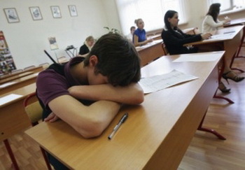 Российских школьников будут тестировать на употребление наркотиков