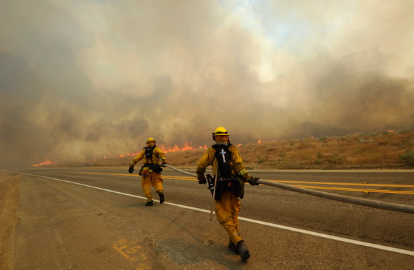 Пожары бушуют в Калифорнии. Фоторепортаж