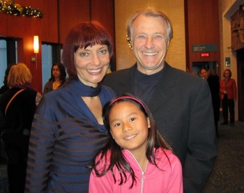 Анн Летурно - актриса из Квебека (Канада) присутствовала на утреннем представлении Shen Yun с мужем Джоном Гиллард и дочкой Лили Мэй