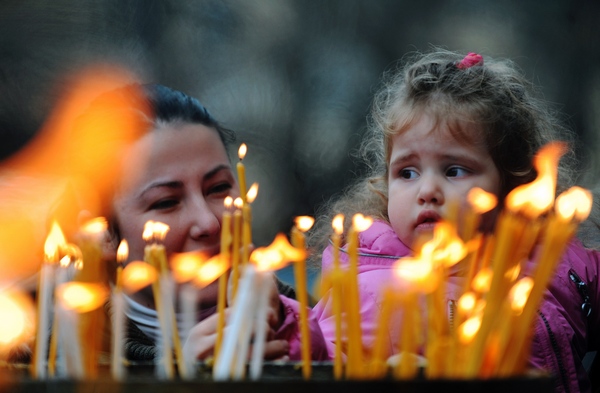 Рождество Христово. Рождественская служба в Македонии, Скопье. Фото:  ROBERT ATANASOVSKI/AFP/Getty Images