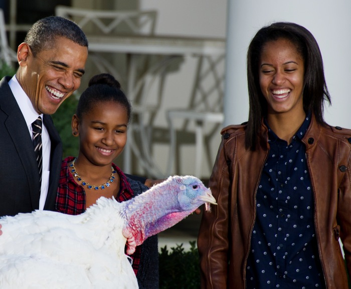 Барак Обама с семьёй отметил День благодарения в Белом доме