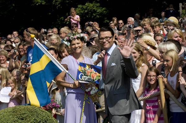 Шведская семья. Принцесса Виктория вышла замуж за тренера по фитнесу