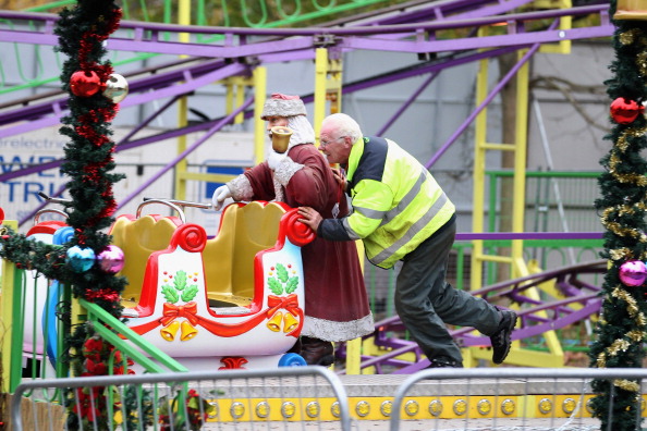 Рождественская "Страна чудес" открывается в Гайд-парке в Лондоне