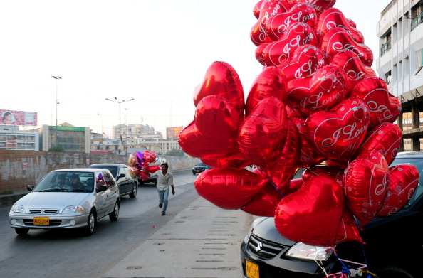 День святого Валентина отметили влюбленные всего мира