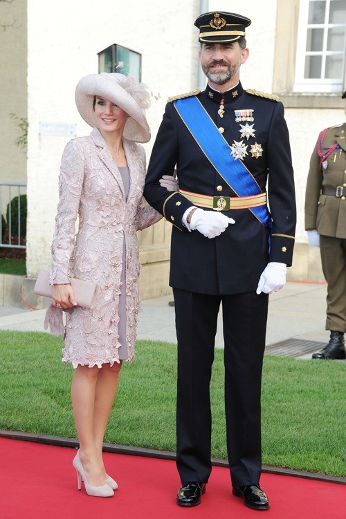 Знатные гости  на церемонии венчания принца Гийома и графини Стефани де Ланнуа
