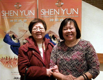 «Моё желание исполнилось: я посмотрела шоу Shen Yun». Фото с сайта minghui.ca