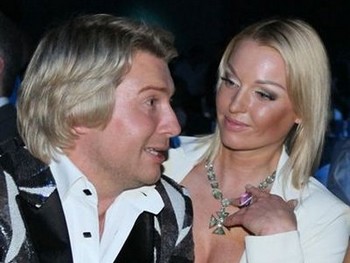 Анастасия Волочкова и Николай Басков решили пожениться. Фото с viva.ua
