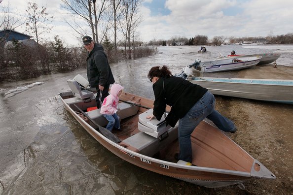 Наводнение в штате  Северная Дакота, США. Фоторепортаж. Фото:  Scott Olson/Getty Images