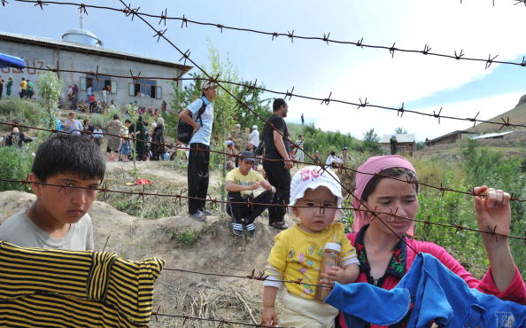 В Киргизии голодают беженцы и потерпевшие в беспорядках. Фоторепортаж