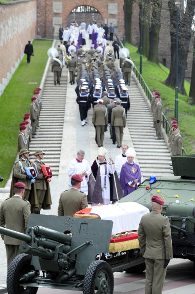 Похороны Леха Качиньского и его жены в замке Вавель, в Кракове. Фоторепортаж