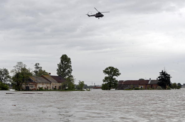 Европу заливают проливные дожди. В Варшаве наводнение затопило станции метро. Фоторепортаж