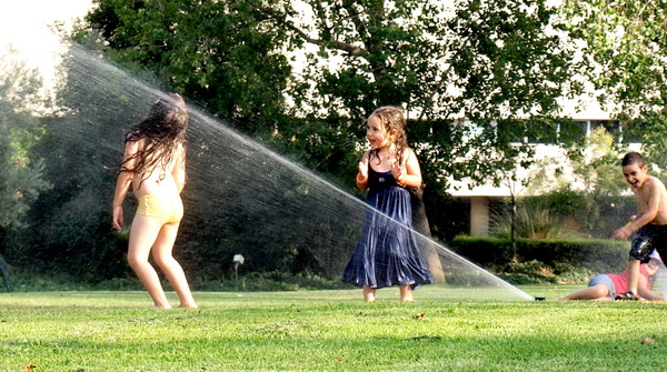 Детская непосредственность  жарким летом. Фотообзор