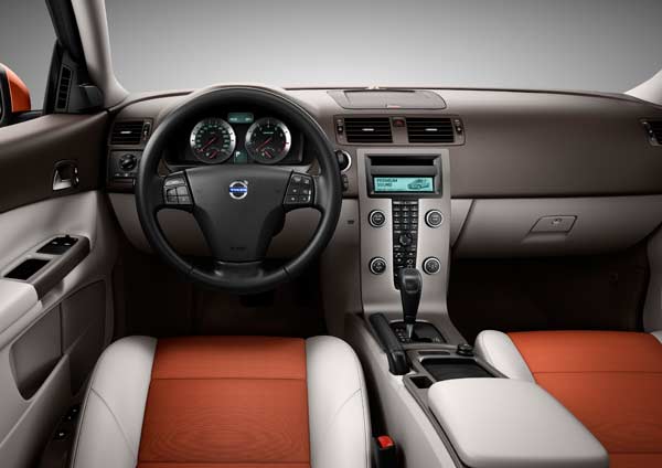 Новый Volvo C30 спорт-купе. Фотообзор