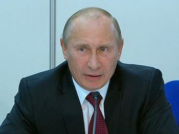 Премьер Путин пообещал среднюю зарплату в 32 тысячи рублей. Фото: www.radiovesti.ru