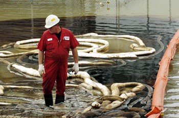 Катастрофа в Мексиканском заливе предотвратила расширение добычи нефти