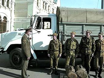 ЛДПР предложила откупаться от армии за 1 000 000 рублей