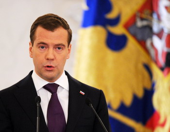 Снять АН-24 с эксплуатации предложил президент  Медведев после авиакатастрофы в Томской области. Фото: NATALIA KOLESNIKOVA/AFP/Getty Images