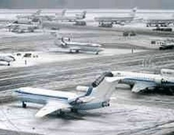  Аэробус А-320, летевший из Екатеринбурга в Дубаи, вернулся в аэропорт, Фото с сайта  aif.ru