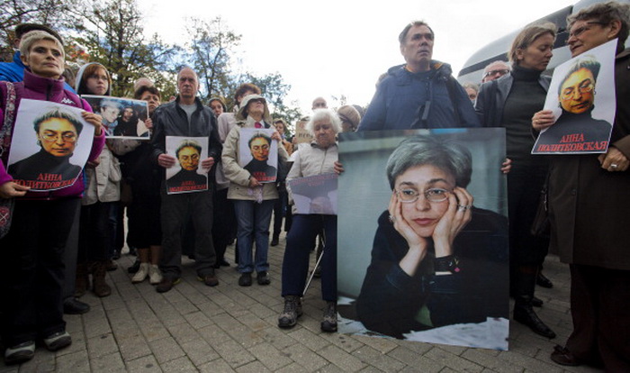 Коллеги Политковской требуют дать максимальный срок Павлюченкову