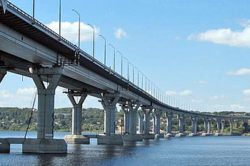 В Волгограде опасаются обрушения моста. Фото с сайта ljplus.ru