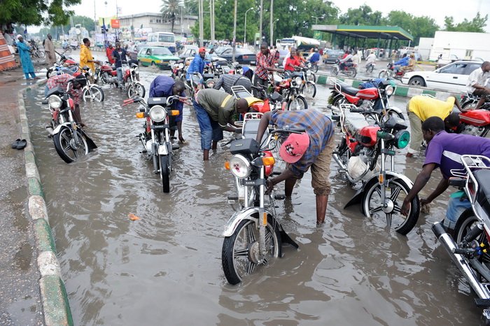 Наводнение в Нигерии в июле 2010 года. Фото: PIUS UTOMI EKPEI/AFP/Getty Images